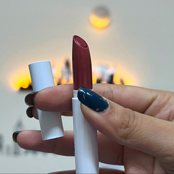 Colourpop lipstick - Ziggie - NEW WITH BOX - Picture 2 of 5